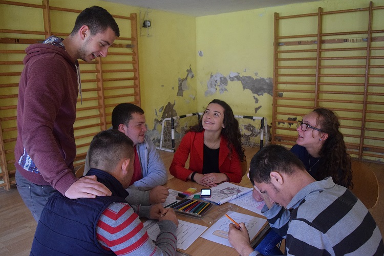 access-program-students-visit-special-school-in-mitrovica-south